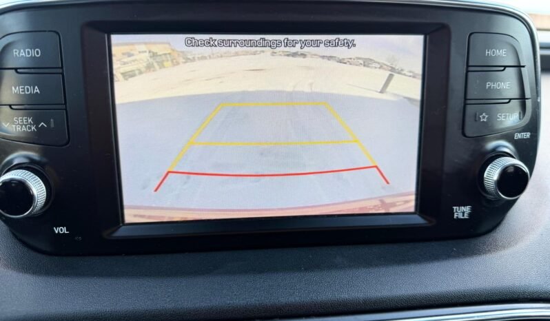 
								2019 Hyundai Santa Fe Essential AWD SUV full									