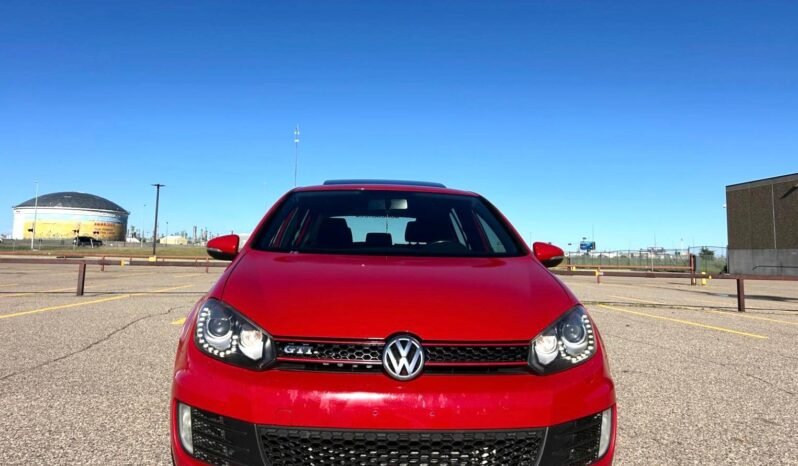 
								2013 Volkswagen Golf GTI Hatchback full									