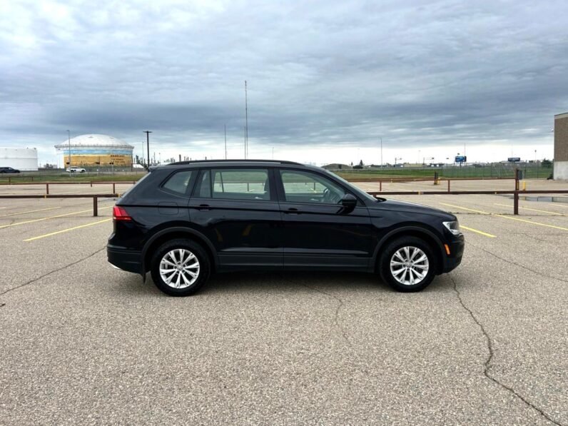 
								2020 Volkswagen Tiguan Trendline AWD SUV full									
