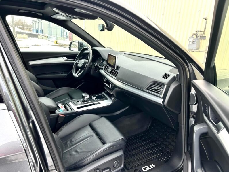 
								2018 Audi Q5 Progressive S-Line AWD SUV full									