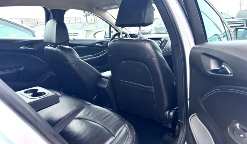 
								2018 Chevrolet Cruze Premier Sedan full									