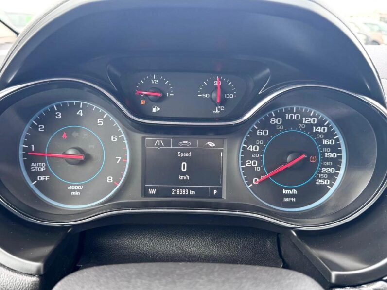 
								2018 Chevrolet Cruze Premier Sedan full									