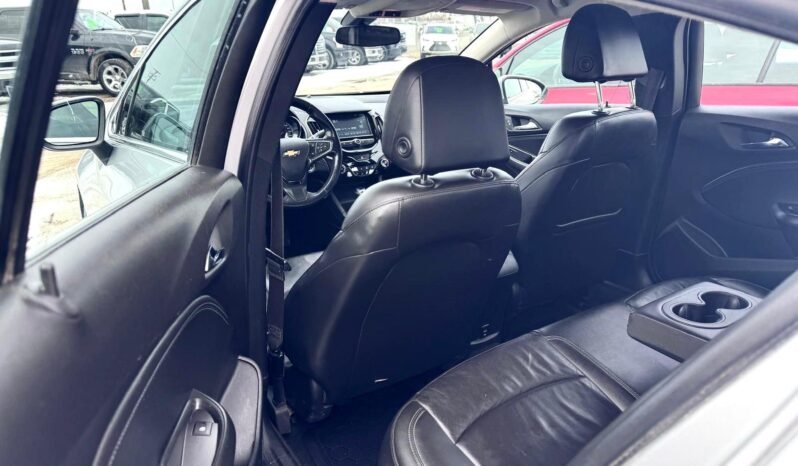 
								2018 Chevrolet Cruze Premier Sedan full									