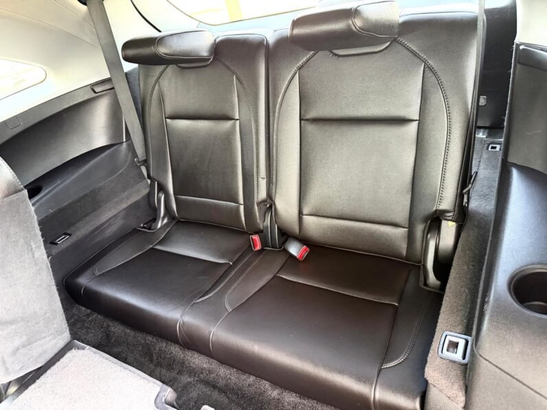 
								2015 Acura MDX SH-AWD SUV full									