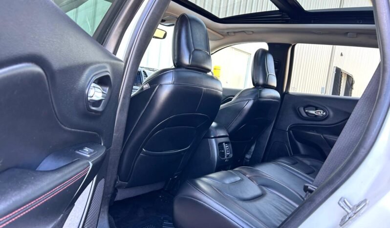 
								2019 Jeep Cherokee TrailHawk 4×4 SUV full									