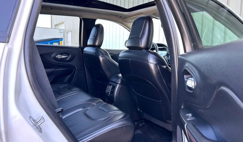 
								2019 Jeep Cherokee TrailHawk 4×4 SUV full									