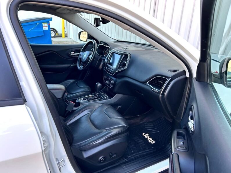 
								2019 Jeep Cherokee TrailHawk 4×4 SUV full									