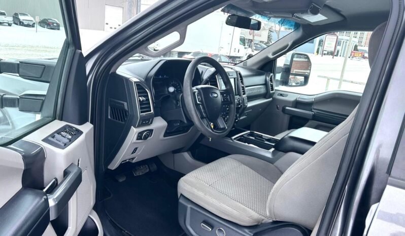 
								2017 Ford F350 6.7L Powerstroke Diesel Dually Crewcab 4×4 full									