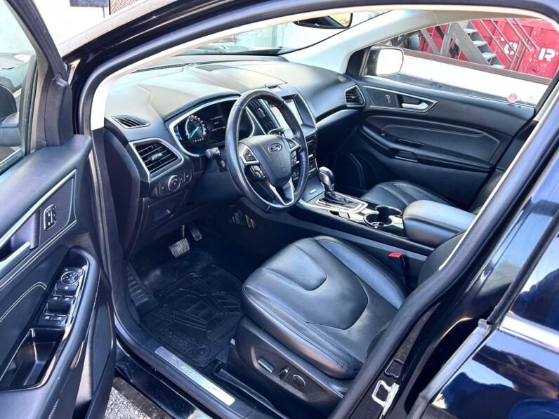 
								2016 Ford Edge Titanium AWD SUV. full									