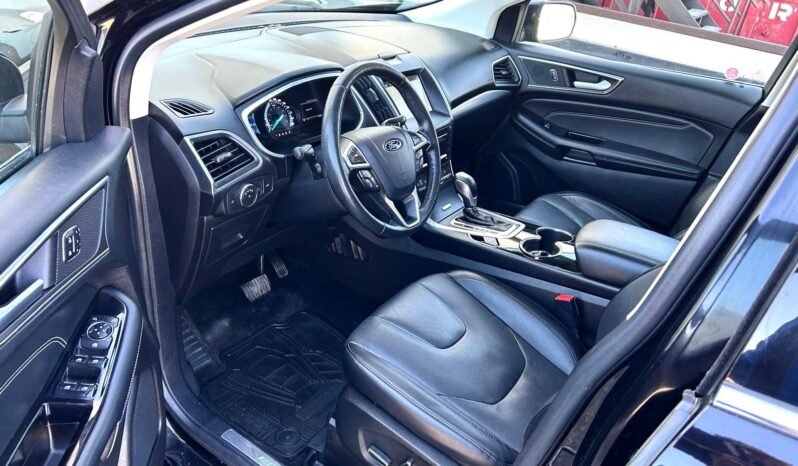 
								2016 Ford Edge Titanium AWD SUV. full									