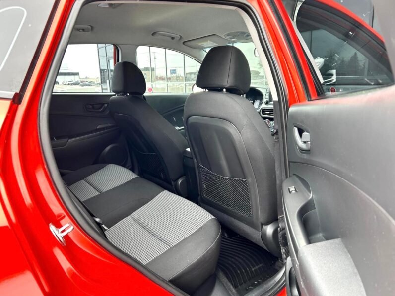 
								2020 Hyundai Kona SEL SUV full									