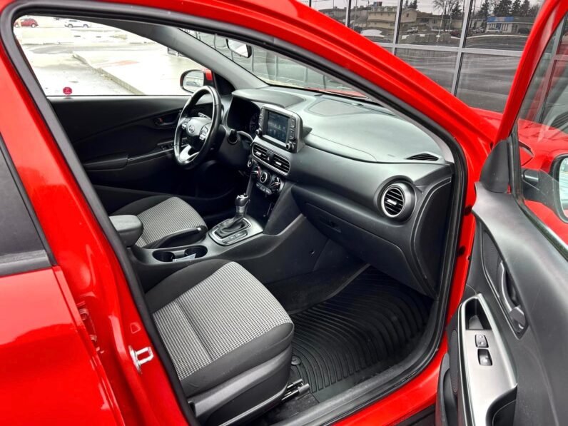 
								2020 Hyundai Kona SEL SUV full									