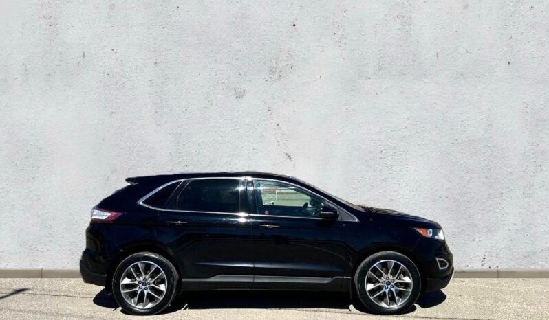 
								2016 Ford Edge Titanium AWD SUV. full									