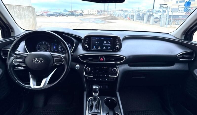 
								2020 Hyundai Santa Fe Essential AWD SUV. full									