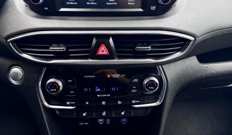 
								2020 Hyundai Santa Fe Essential AWD SUV. full									