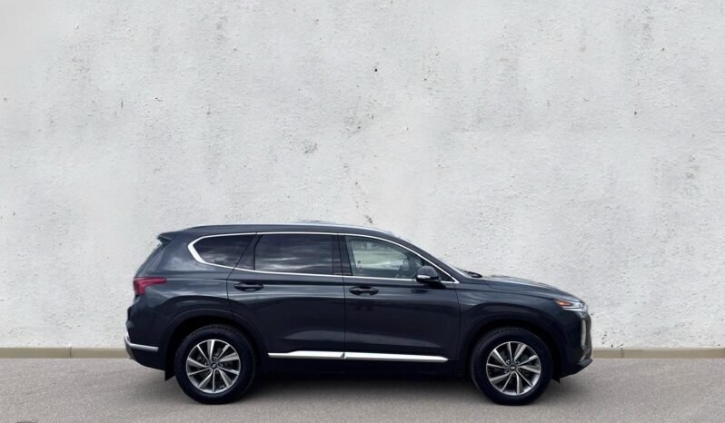 
								2020 Hyundai Santa Fe Essential AWD SUV. full									