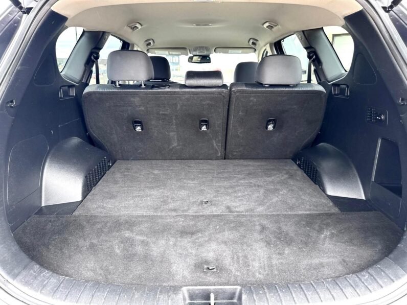
								2020 Hyundai Santa Fe Essential AWD SUV. full									