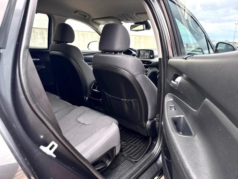 
								2020 Hyundai Santa Fe Essential AWD SUV. full									