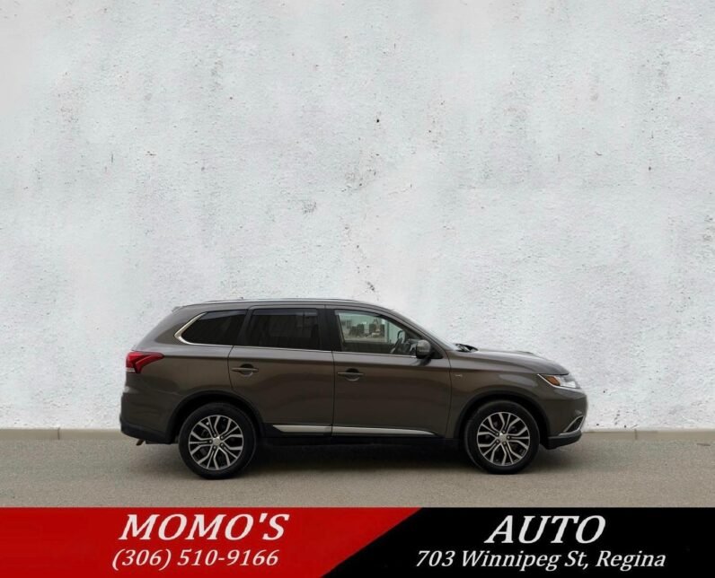 
								2016 Mitsubishi Outlander GT AWD SUV full									