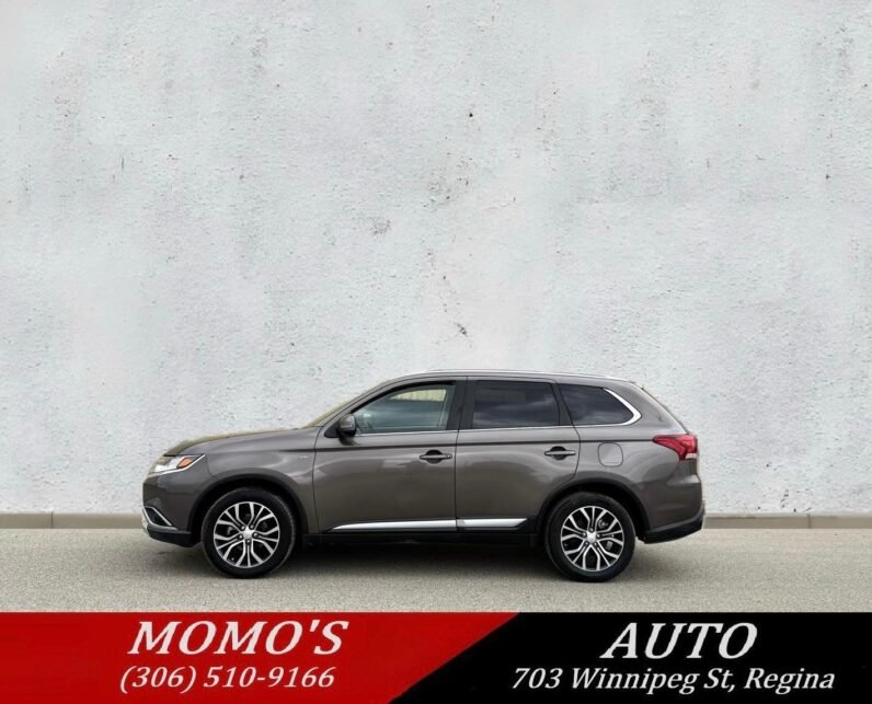 
								2016 Mitsubishi Outlander GT AWD SUV full									