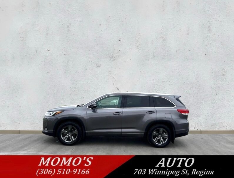 
								2017 Toyota Highlander Limited AWD SUV. full									