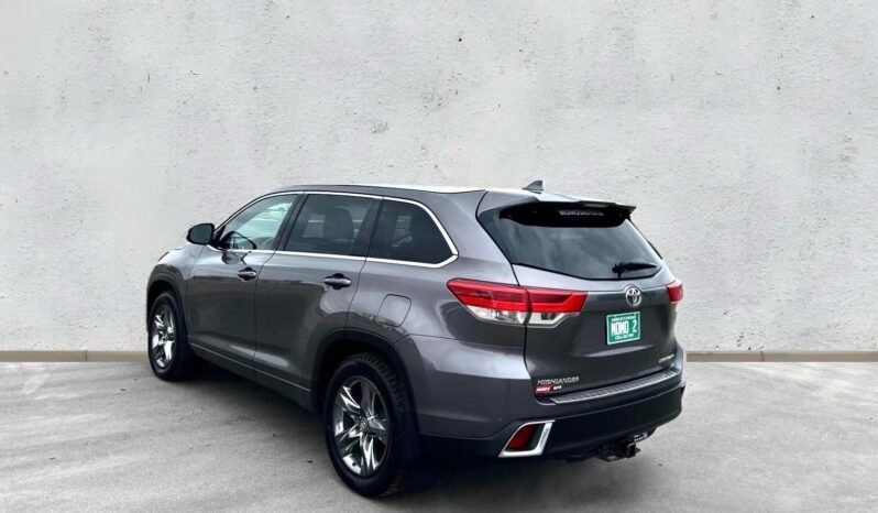 
								2017 Toyota Highlander Limited AWD SUV. full									