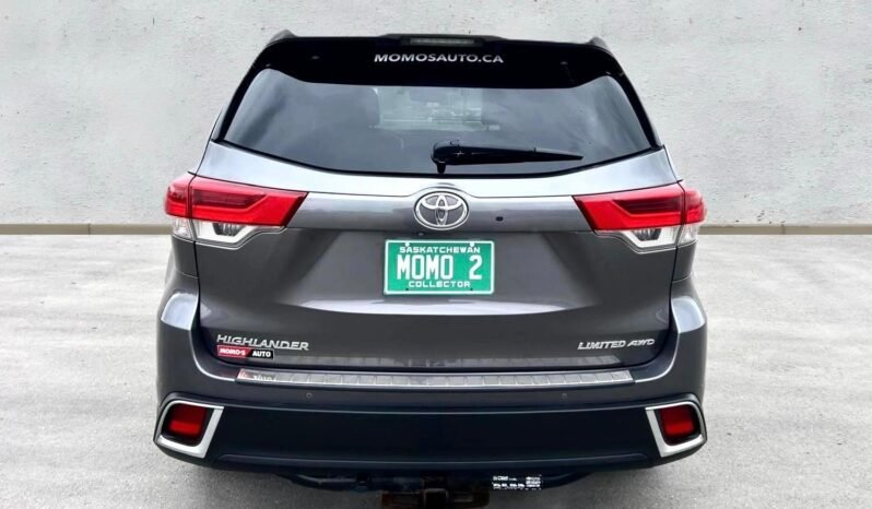 
								2017 Toyota Highlander Limited AWD SUV. full									