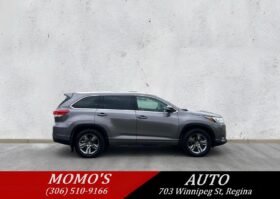 2017 Toyota Highlander Limited AWD SUV.
