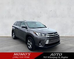 2017 Toyota Highlander Limited AWD SUV.
