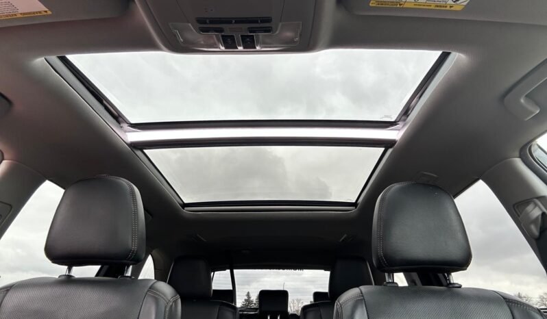 
								2017 Toyota Highlander Limited AWD SUV. full									