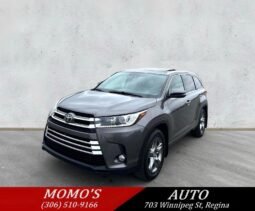 2017 Toyota Highlander Limited AWD SUV.