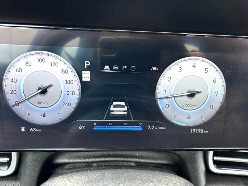 
								2025 Hyundai Elantra SEL Sedan full									