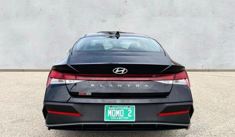 
								2025 Hyundai Elantra SEL Sedan full									