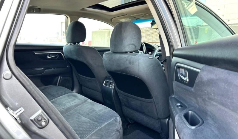 
								2015 Nissan Altima SV Sedan. full									