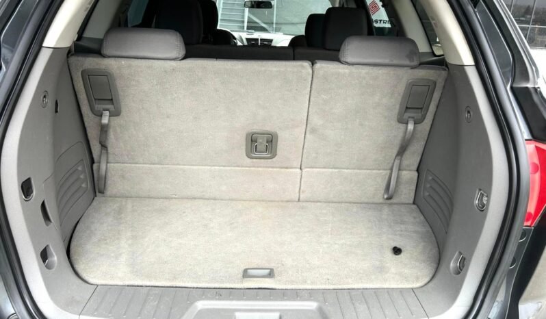 
								2011 Chevrolet Traverse LT AWD SUV full									