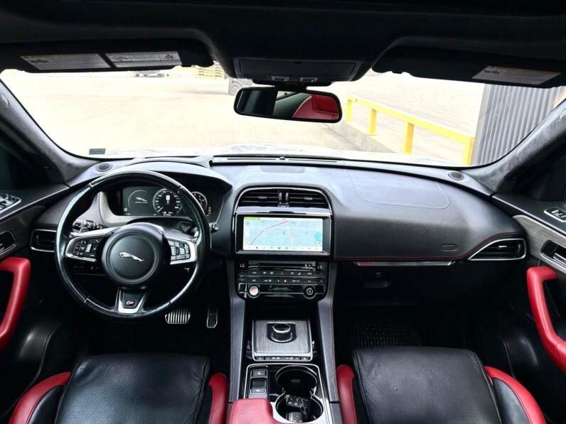 
								2017 Jaguar F-Pace S AWD SUV full									