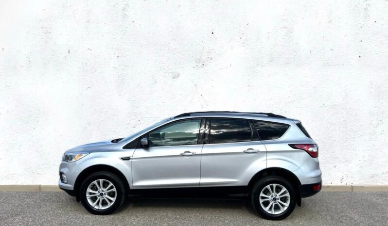 
								2018 Ford Escape SEL AWD SUV full									