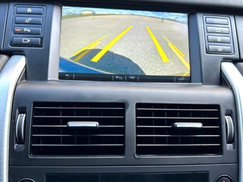 
								2016 Land Rover Discovery Sport AWD full									