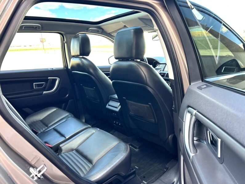 
								2016 Land Rover Discovery Sport AWD full									
