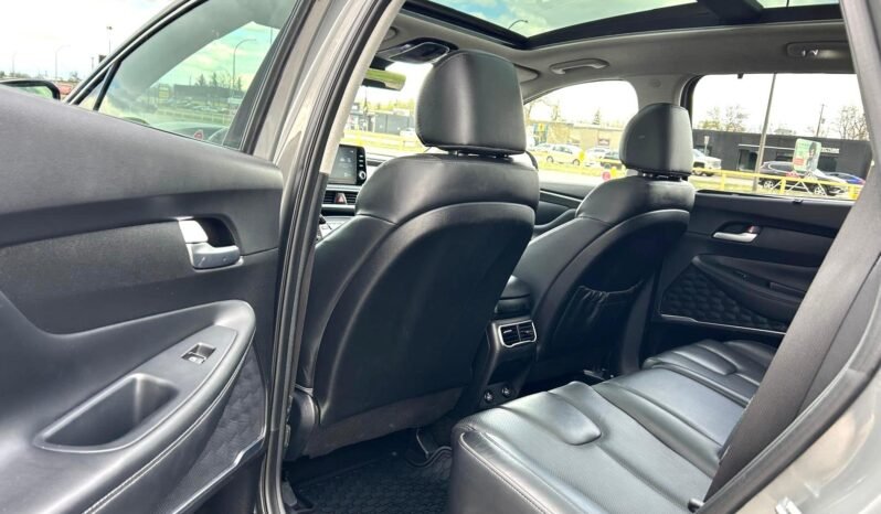 
								2021 Hyundai Santa Fe Preferred AWD SUV full									