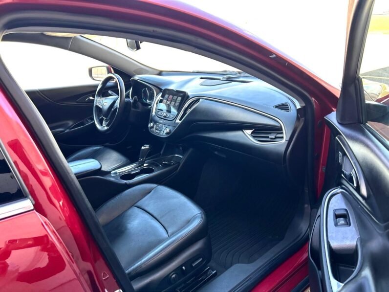 
								2016 Chevrolet Malibu Premier Sedan full									