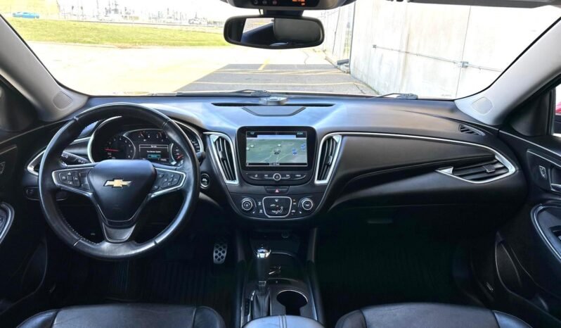 
								2016 Chevrolet Malibu Premier Sedan full									