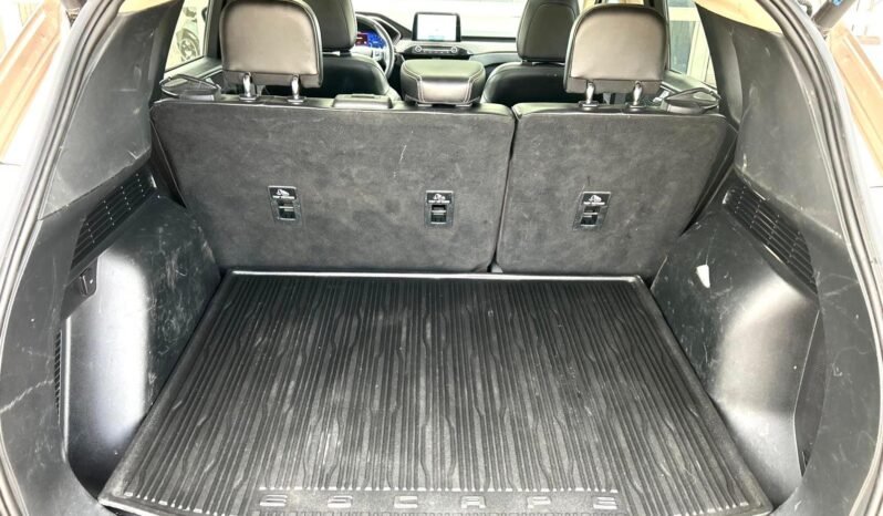 
								2020 Ford Escape Titanium AWD SUV full									
