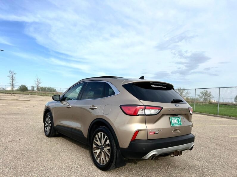 
								2020 Ford Escape Titanium AWD SUV full									