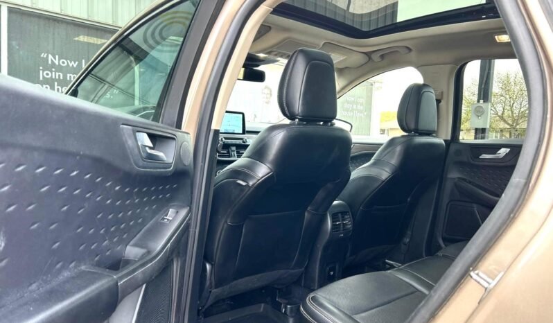 
								2020 Ford Escape Titanium AWD SUV full									