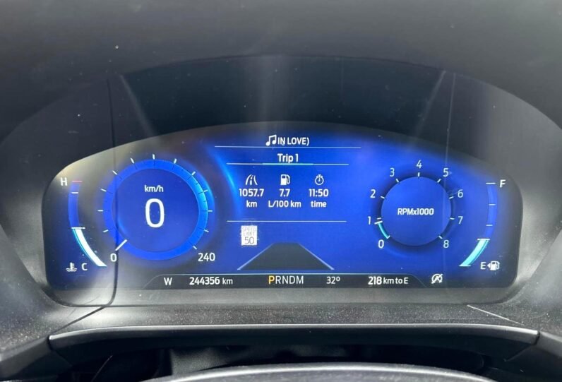 
								2020 Ford Escape Titanium AWD SUV full									