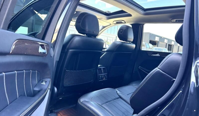 
								2014 Mercedes-Benz GL350 Bluetec 4MATIC SUV. full									