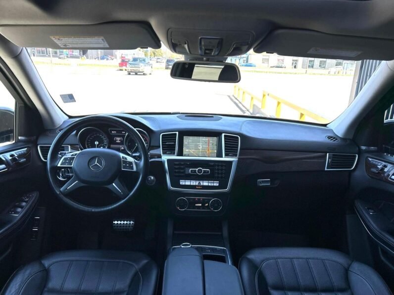 
								2014 Mercedes-Benz GL350 Bluetec 4MATIC SUV. full									