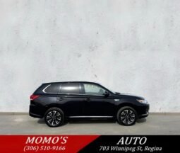 2018 Mitsubishi Outlander Limited PHEV AWD SUV