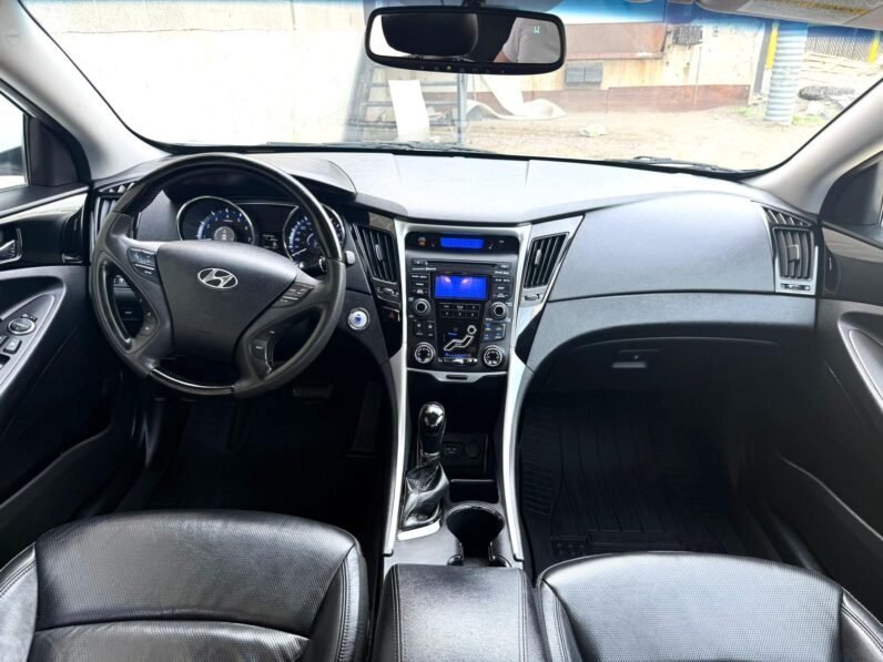 
								2012 Hyundai Sonata Limited Sedan full									